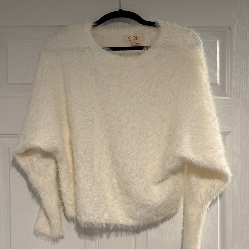 NWT Jessica Simpson Cream Fuzzy Crewneck Sweater